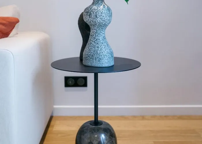 Chic In Pariss 8th Arrondissement With Balcony * Paříž